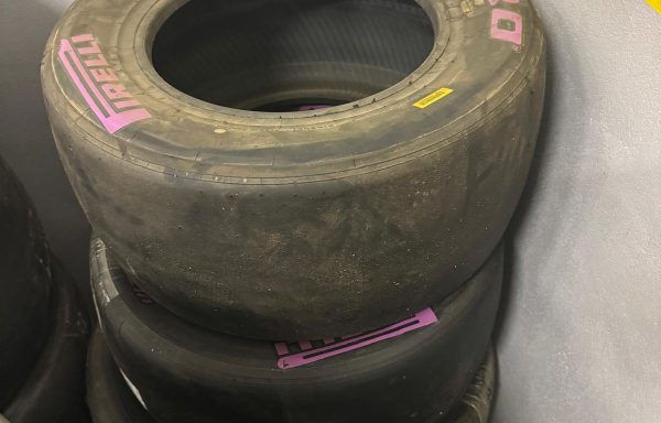 Vendita gomme PIRELLI nuove 250-575 r13  e  315-660 r13  Viola – Rosse – Gialle per gare in montagna